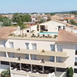 Les Nevons 3*, LʼIsle-sur-la-Sorgue Francia